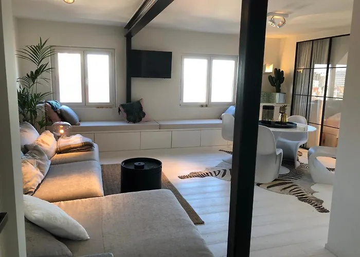 Great Seaview Apartment